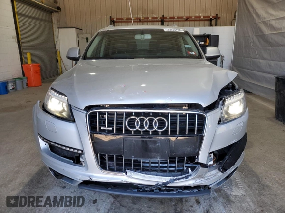 2015 Audi Q7 Premium Plus с VIN WA1LGAFE2FD020456, выставлен на аукционе Copart как лот 56035785 с пробегом 76 520 миль миль и Списание • Salvage title. История ставок и продаж доступна на DreamBid. Изображение 5.