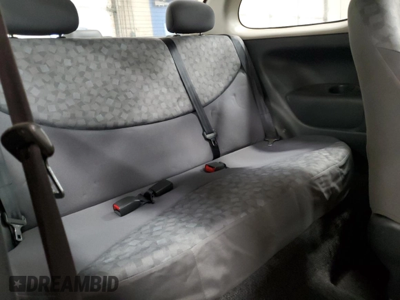 2000 Toyota ECHO z VIN JTDAT1232Y0096038, wystawiony jako Copart lot #86027274 z przebiegiem 83 392 mil mil oraz Nie do naprawy • Non repairable. Historia ofert i sprzedaży dostępna na DreamBid. Obrazek 10.