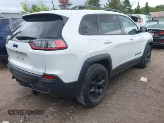 2019 Jeep Cherokee Latitude с VIN 1C4PJMCX9KD476710, выставлен на аукционе IAAI как лот 42447430 с пробегом 136 452 миль миль и . История ставок и продаж доступна на DreamBid. Изображение 4.