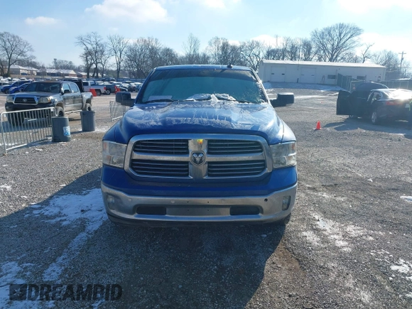2018 Ram 1500 Big Horn z VIN 3C6RR7LG5JG203226, wystawiony jako IAAI lot #41236613 z przebiegiem 109 110 mil mil oraz . Historia ofert i sprzedaży dostępna na DreamBid. Obrazek 12.