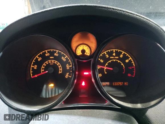 2008 Saturn Sky z VIN 1G8MB35B68Y128905, wystawiony jako Copart lot #79435794 z przebiegiem 133 757 mil mil oraz Szkoda całkowita • Salvage title. Historia ofert i sprzedaży dostępna na DreamBid. Obrazek 9.