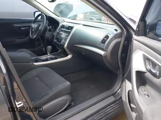 2015 Nissan Altima SV with VIN 1N4AL3AP2FC225140, listed as a IAAI auction lot 42073500 with 190,754 mi miles and . Bid and sale history available at carsss.com. Image 5.