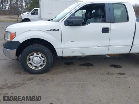2014 Ford F-150 XL with VIN 1FTEX1EM3EFA57073, listed as a IAAI auction lot 41827139 with 178,970 mi miles and . Bid and sale history available at carsss.com. Image 17.