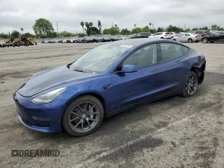 2023 Tesla Model 3 z VIN 5YJ3E1EA1PF555959, wystawiony jako Copart lot #59812955 z przebiegiem 21 089 mil mil oraz Szkoda całkowita • Salvage title. Historia ofert i sprzedaży dostępna na DreamBid. Obrazek 1.