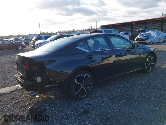 2024 Nissan Altima SR z VIN 1N4BL4CV9RN308420, wystawiony jako IAAI lot #41904348 z przebiegiem 11 473 mil mil oraz . Historia ofert i sprzedaży dostępna na DreamBid. Obrazek 4.
