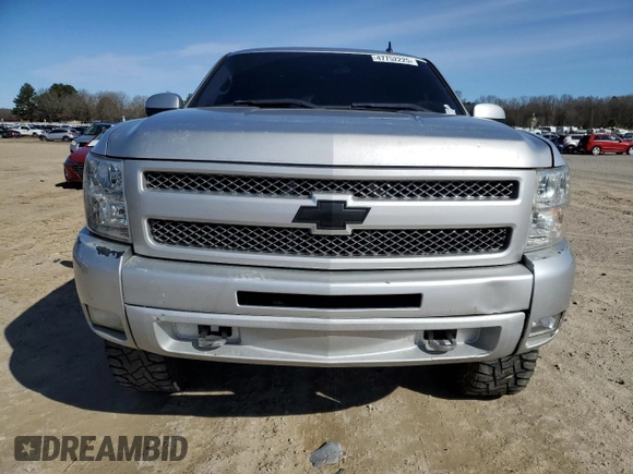 2010 Chevrolet Silverado 1500 with VIN 3GCRKTE25AG243295, listed as a Copart auction lot 47752225 with 199,042 mi miles and Salvage Title. Bid and sale history available at DreamBid. Image 5.