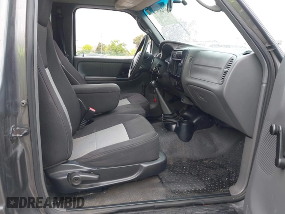 2005 Ford Ranger XL with VIN 1FTYR14U65PA76459, listed as a IAAI auction lot 42138876 with 350,563 mi miles. Bid and sale history available at carsss.com. Image 5.