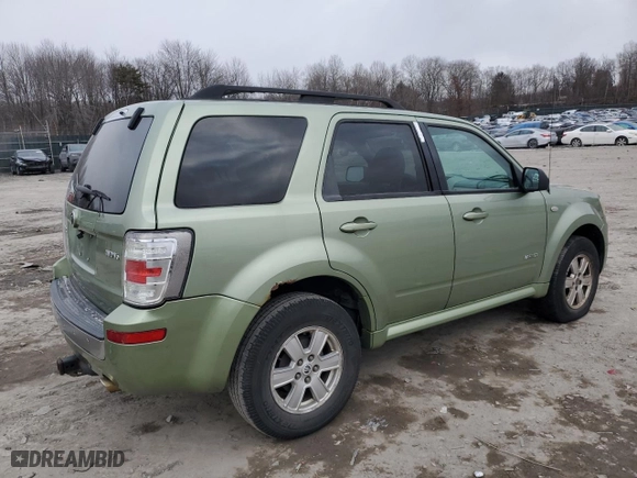 2008 Mercury Mariner with VIN 4M2CU91128KJ00835, listed as a Copart auction lot 88339635 with 273,520 mi miles and Clean Title. Bid and sale history available at carsss.com. Image 3.