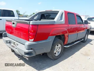 2002 Chevrolet Avalanche with VIN 3GNEC13T62G311995, listed as a IAAI auction lot 42739395 with 260,105 mi miles and . Bid and sale history available at DreamBid. Image 4.