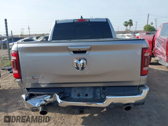 2019 Ram 1500 Big Horn z VIN 1C6RREFT6KN716958, wystawiony jako IAAI lot #41882909 z przebiegiem 119 991 mil mil oraz . Historia ofert i sprzedaży dostępna na DreamBid. Obrazek 16.