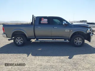 2013 Ram 2500 Laramie Longhorn с VIN 3C6UR5GL3DG615364, выставлен на аукционе IAAI как лот 42022183 с пробегом 228 113 миль миль и . История ставок и продаж доступна на DreamBid. Изображение 13.