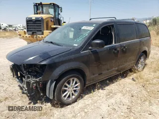 2018 Dodge Grand Caravan SXT z VIN 2C4RDGCGXJR328742, wystawiony jako Copart lot #62863354 z przebiegiem 143 430 mil mil oraz Szkody całkowita. Historia ofert i sprzedaży dostępna na DreamBid. Obrazek 1.
