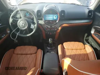 2024 MINI Countryman Cooper S with VIN WMZ53BR06R3S13056, listed as a Copart auction lot 74467254 with 1,923 mi miles and Non Repairable. Bid and sale history available at carsss.com. Image 8.
