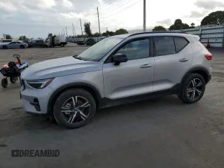 2024 Volvo XC40 Core Bright Theme с VIN YV4L12UKXR2338084, выставлен на аукционе Copart как лот 45738355 с пробегом 9 443 миль миль и Чистый • Clean title. История ставок и продаж доступна на DreamBid. Изображение 1.