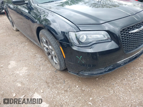 2018 Chrysler 300 S with VIN 2C3CCAGG9JH267796, listed as a IAAI auction lot 42126996 with 141,605 mi miles and . Bid and sale history available at DreamBid. Image 6.