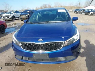 2018 Kia Forte LX with VIN 3KPFK4A76JE184604, listed as a IAAI auction lot 41965195 with 87,732 mi miles. Bid and sale history available at carsss.com. Image 13.