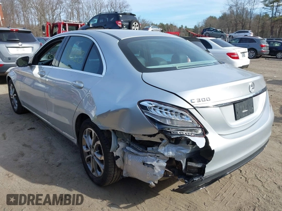 2015 Mercedes-Benz C 300 Luxury with VIN 55SWF4KBXFU077028, listed as a IAAI auction lot 41728293 with 149,131 mi miles and . Bid and sale history available at DreamBid. Image 3.