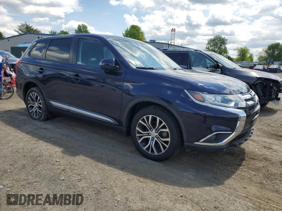 2018 Mitsubishi Outlander SE with VIN JA4AD3A34JZ013831, listed as a Copart auction lot 56292555 with 45,454 mi miles and Salvage title. Bid and sale history available at DreamBid. Image 4.