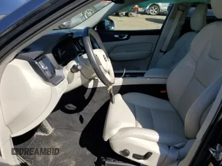 2019 Volvo XC60 Momentum with VIN LYVA22RK4KB235425, listed as a Copart auction lot 62744055 with 57,932 mi miles and Clean title. Bid and sale history available at DreamBid. Image 7.