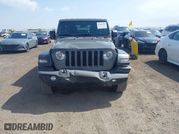 2020 Jeep Wrangler Unlimited Sport S z VIN 1C4HJXDN2LW261730, wystawiony jako IAAI lot #42034942 z przebiegiem 61 465 mil mil oraz . Historia ofert i sprzedaży dostępna na DreamBid. Obrazek 12.