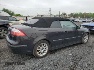 2004 Saab 9-3 Arc z VIN YS3FD79Y746020211, wystawiony jako Copart lot #55923245 z przebiegiem 129 736 mil mil oraz Tytuł czysty. Historia ofert i sprzedaży dostępna na DreamBid. Obrazek 3.