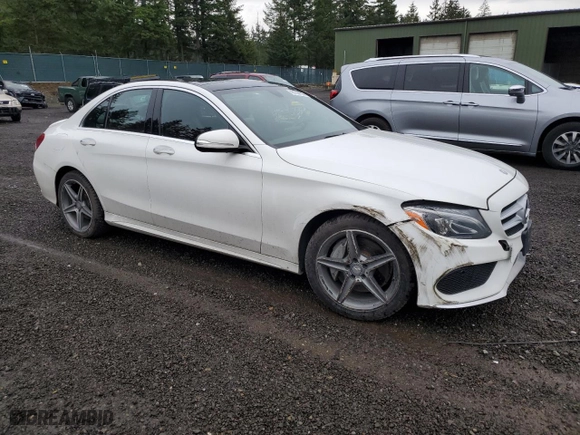 2015 Mercedes-Benz C-Class C 300 Luxury with VIN 55SWF4KB3FU069286, listed as a Copart auction lot 48728135 with 106,355 mi miles and Salvage Title. Bid and sale history available at carsss.com. Image 4.