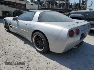 1998 Chevrolet Corvette with VIN 1G1YY22G9W5105240, listed as a Copart auction lot 75965634 with 0 mi miles and Salvage Title. Bid and sale history available at carsss.com. Image 2.