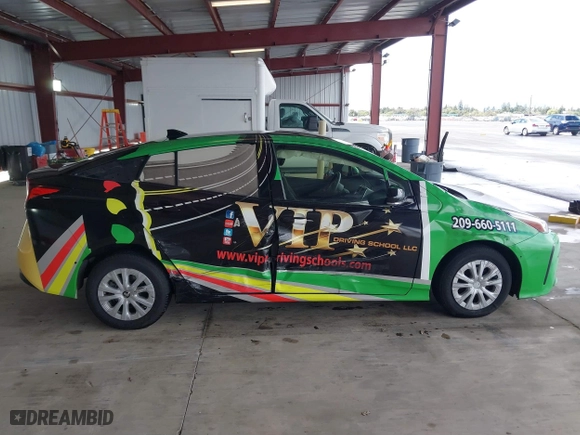 2019 Toyota Prius L Eco with VIN JTDKARFU8K3095428, listed as a IAAI auction lot 41804331 with 154,877 mi miles. Bid and sale history available at carsss.com. Image 13.
