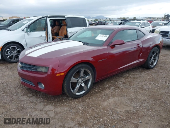 2011 Chevrolet Camaro 1LT z VIN 2G1FB1ED1B9149329, wystawiony jako IAAI lot #42181989 z przebiegiem 143 490 mil mil oraz . Historia ofert i sprzedaży dostępna na DreamBid. Obrazek 2.