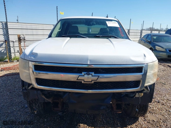 2007 Chevrolet Silverado 1500 LTZ with VIN 3GCEK13MX7G555225, listed as a IAAI auction lot 41771999 with 259,736 mi miles. Bid and sale history available at carsss.com. Image 12.