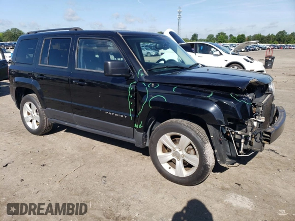 2014 Jeep Patriot Latitude z VIN 1C4NJRFB6ED884462, wystawiony jako Copart lot #60805885 z przebiegiem 95 995 mil mil oraz Czysty tytuł • Clean title. Historia ofert i sprzedaży dostępna na DreamBid. Obrazek 4.
