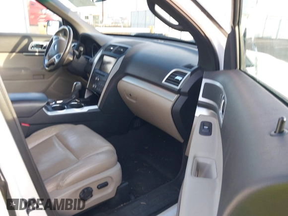 2013 Ford Explorer XLT with VIN 1FM5K8D89DGA59300, listed as a IAAI auction lot 41669118 with 129,174 mi miles and . Bid and sale history available at DreamBid. Image 5.