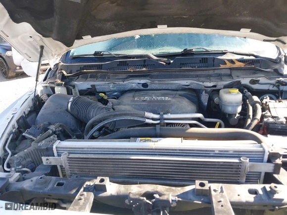 2018 Ram 2500 Tradesman with VIN 3C6UR5HJ0JG216906, listed as a IAAI auction lot 41409441 with 122,401 mi miles. Bid and sale history available at carsss.com. Image 10.