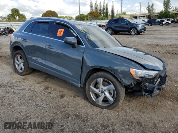 2021 Audi Q3 Premium with VIN WA1AUCF32M1136443, listed as a Copart auction lot 45884433 with 40,593 mi miles. Bid and sale history available at carsss.com. Image 4.