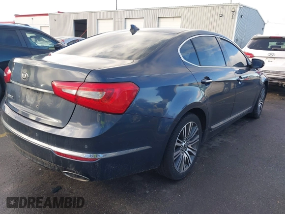 2014 Kia Cadenza Premium with VIN KNALN4D77E5127042, listed as a IAAI auction lot 41189073 with 131,059 mi miles. Bid and sale history available at carsss.com. Image 4.