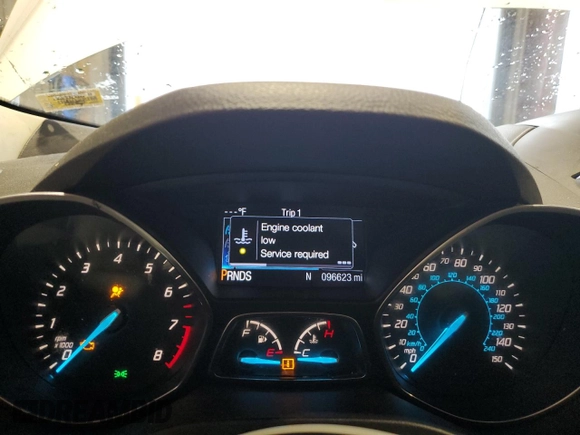 2013 Ford Escape SE z VIN 1FMCU0GX6DUC13677, wystawiony jako Copart lot #44182215 z przebiegiem 96 623 mil mil oraz Szkoda całkowita • Salvage title. Historia ofert i sprzedaży dostępna na DreamBid. Obrazek 9.