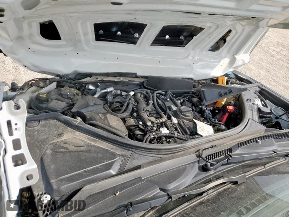 2022 BMW 3 Series 330i z VIN 3MW5R1J00N8C27912, wystawiony jako Copart lot #57255145 z przebiegiem 49 569 mil mil oraz Szkoda całkowita • Salvage title. Historia ofert i sprzedaży dostępna na DreamBid. Obrazek 11.