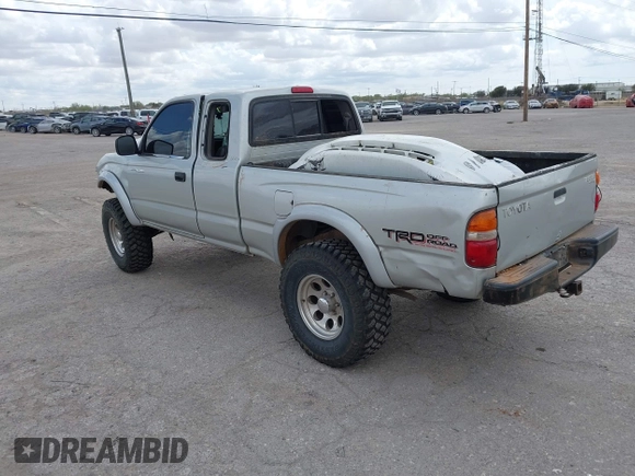 2003 Toyota Tacoma with VIN 5TEWN72N73Z240731, listed as a IAAI auction lot 41855825 with 227,583 mi miles. Bid and sale history available at carsss.com. Image 3.