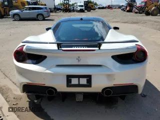 2016 Ferrari 488 z VIN ZFF79ALA0G0215601, wystawiony jako Copart lot #66909144 z przebiegiem 6203 mil mil oraz Szkody całkowita. Historia ofert i sprzedaży dostępna na DreamBid. Obrazek 6.