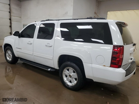 2011 Chevrolet Suburban LT with VIN 1GNSKJE33BR297850, listed as a Copart auction lot 44743335 with NaN miles and Clean Title. Bid and sale history available at carsss.com. Image 2.