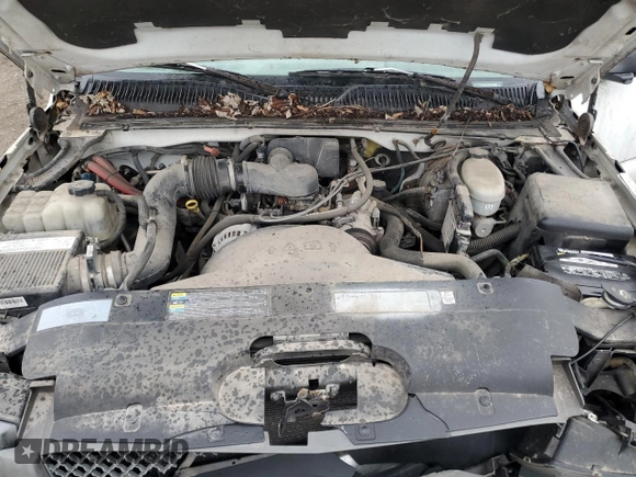 2004 Chevrolet Silverado 1500 Work Truck with VIN 1GCEC14X74Z121233, listed as a Copart auction lot 86571204 with 229,362 mi miles and Salvage Title. Bid and sale history available at carsss.com. Image 12.