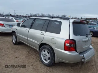 2005 Toyota Highlander z VIN JTEEP21A450133643, wystawiony jako IAAI lot #41286304 z przebiegiem 166 662 mil mil oraz . Historia ofert i sprzedaży dostępna na DreamBid. Obrazek 3.