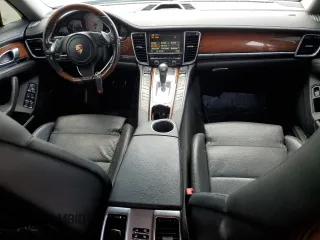 2012 Porsche Panamera S z VIN WP0AB2A72CL060192, wystawiony jako Copart lot #58759555 z przebiegiem 111 387 mil mil oraz Czysty tytuł • Clean title. Historia ofert i sprzedaży dostępna na DreamBid. Obrazek 8.