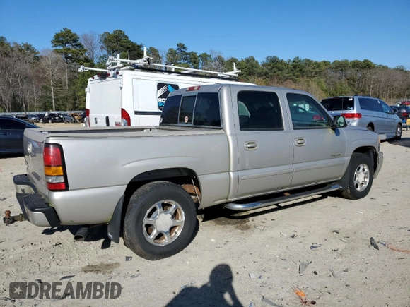 2005 GMC Sierra Denali z VIN 2GTEK63N551145668, wystawiony jako Copart lot #50544675 z przebiegiem Nie podano mil oraz Tytuł czysty. Historia ofert i sprzedaży dostępna na DreamBid. Obrazek 3.