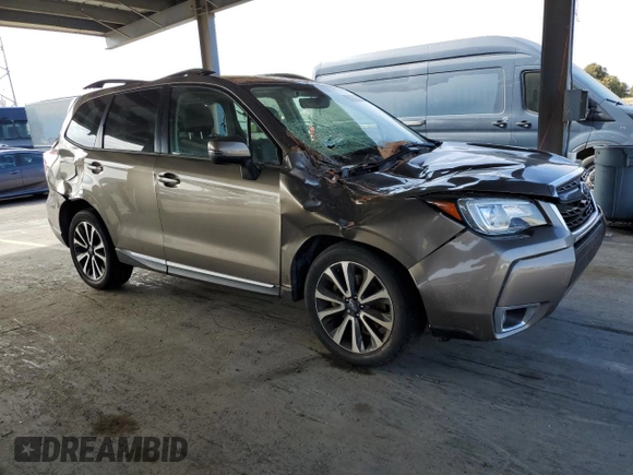 2018 Subaru Forester Touring with VIN JF2SJGWC0JH606547, listed as a Copart auction lot 46926865 with 31,721 mi miles and Salvage Title. Bid and sale history available at carsss.com. Image 4.