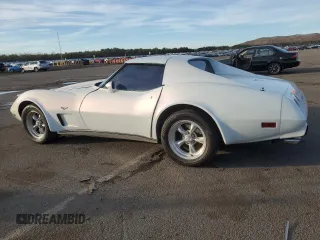 1977 Chevrolet Corvette with VIN 1237L5446940, listed as a Copart auction lot 42461375 with 47,599 mi miles and Salvage title. Bid and sale history available at DreamBid. Image 2.