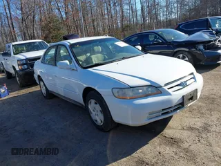 2001 Honda Accord LX with VIN 1HGCG16471A011048, listed as a IAAI auction lot 41579687 with 84,070 mi miles and . Bid and sale history available at DreamBid. Image 1.
