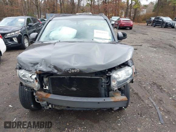 2017 Jeep Compass Latitude с VIN 1C4NJDEBXHD100521, выставлен на аукционе IAAI как лот 40924755 с пробегом 94 505 миль миль и . История ставок и продаж доступна на DreamBid. Изображение 12.