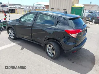 2017 Honda HR-V LX с VIN 3CZRU5H36HM703404, выставлен на аукционе IAAI как лот 42004670 с пробегом 86 923 миль миль и . История ставок и продаж доступна на DreamBid. Изображение 3.