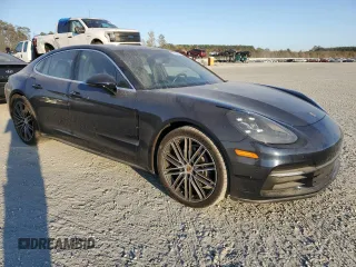 2017 Porsche Panamera with VIN WP0AA2A79HL100858, listed as a Copart auction lot 76724924 with 37,013 mi miles and Salvage title. Bid and sale history available at DreamBid. Image 4.